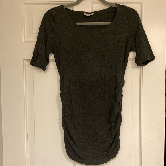 A Pea in a Pod maternity short sleeve shirt, size XS grey EUC - Picture 1 of 3